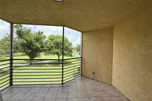 9531 Seagrape Dr, Davie, FL 33324 - Photo 12