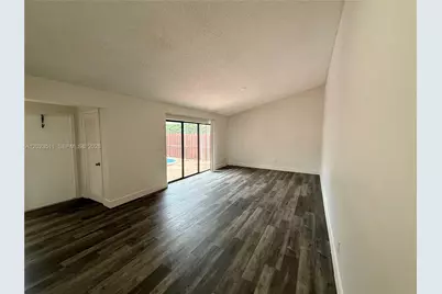 4300 S Landar Dr, Lake Worth, FL 33463 - Photo 8