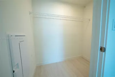 77 SE 5th St #2203, Miami, FL 33131 - Photo 12