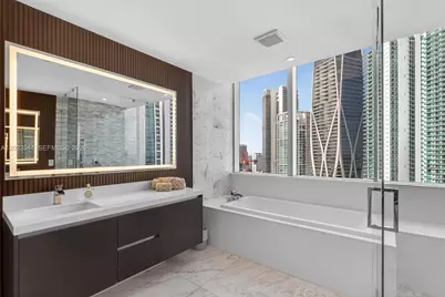 851 NE 1st Ave #3201, Miami, FL 33132 - Photo 22