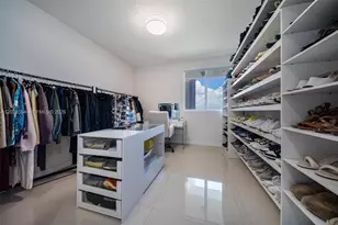 600 NE 27th St, Miami, FL 33137 - Photo 24