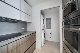 600 NE 27th St, Miami, FL 33137 - Photo 10