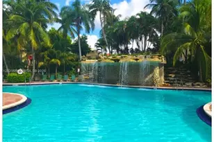 9501 Fontainebleau Blvd, Miami, FL 33172 - Photo 2