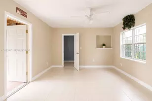 1380 NE 153rd St, North Miami Beach, FL 33162 - Photo 16