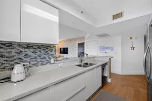 19501 W Country Club Dr, Aventura, FL 33180 - Photo 14