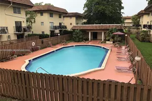 8550 SW 109th Ave, Miami, FL 33173 - Photo 16