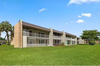 110 Lake Meryl Dr #216, West Palm Beach, FL 33411 - Photo 36