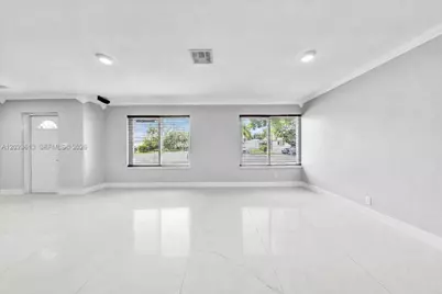 5260 SW 10th Ct, Plantation, FL 33317 - Photo 4