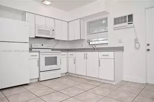 2206 Fillmore St, Hollywood, FL 33020 - Photo 2