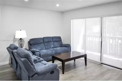 1021 Mockingbird Ln #202, Plantation, FL 33324 - Photo 8
