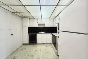 3800 S Ocean Dr, Hollywood, FL 33019 - Photo 36