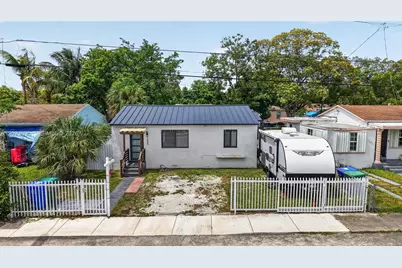 1485 NW 57th St, Miami, FL 33142 - Photo 4
