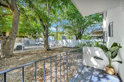 641 NW 2nd St, Miami, FL 33128 - Photo 54