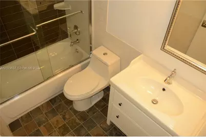 [Address not provided], Miami Beach, FL 33139 - Photo 8