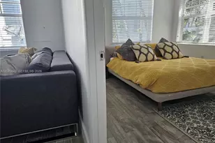 622 15th St, Miami Beach, FL 33139 - Photo 8