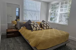 622 15th St, Miami Beach, FL 33139 - Photo 10