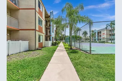 18850 NW 57th Ave #208, Hialeah, FL 33015 - Photo 38