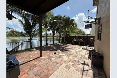 9907 NW 87th Ter, Doral, FL 33178 - Photo 28