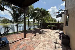 9907 NW 87th Terrace, Doral, FL 33178 - Photo 28