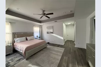 9907 NW 87th Ter, Doral, FL 33178 - Photo 16