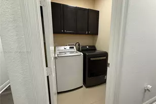 9907 NW 87th Terrace, Doral, FL 33178 - Photo 18
