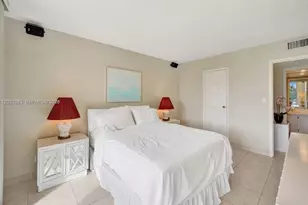 601 Three Islands Blv, Hallandale Beach, FL 33009 - Photo 16