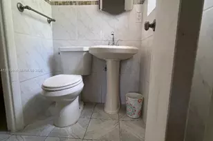 1225 NW 189th Terrace, Miami Gardens, FL 33169 - Photo 8