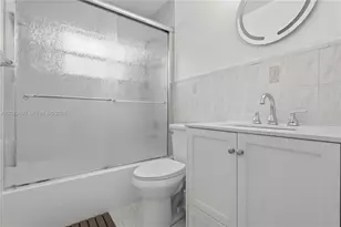 17655 SW 6th St, Pembroke Pines, FL 33029 - Photo 14