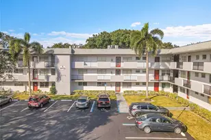 8405 NW 61st St, Tamarac, FL 33321 - Photo 24