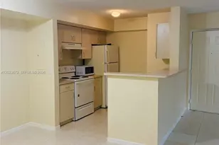 631 SW 111th Ln, Pembroke Pines, FL 33025 - Photo 8