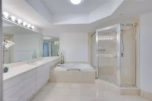 21205 Yacht Club Dr, Aventura, FL 33180 - Photo 18