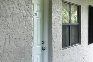 10370 SW 220th St, Cutler Bay, FL 33190 - Photo 18