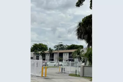 10370 SW 220th St #224, Cutler Bay, FL 33190 - Photo 4