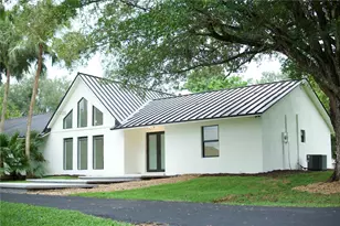20500 SW 50th Pl, Southwest Ranches, FL 33332 - Photo 2