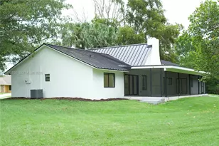 20500 SW 50th Pl, Southwest Ranches, FL 33332 - Photo 22