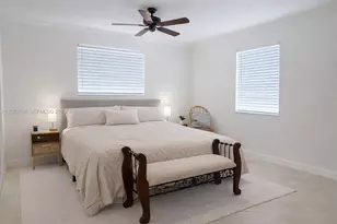 232 SE 6th St, Dania Beach, FL 33004 - Photo 2