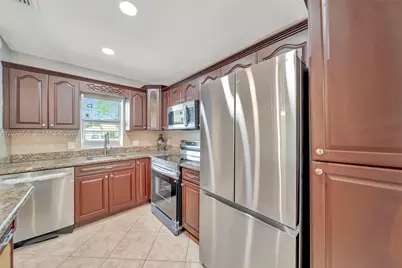 11640 NW 39th St #8, Coral Springs, FL 33065 - Photo 10