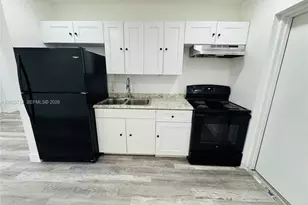 631 NW 11th Ave, Fort Lauderdale, FL 33311 - Photo 12