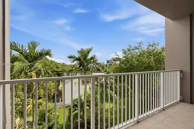 3540 Main Hwy #404, Miami, FL 33133 - Photo 12