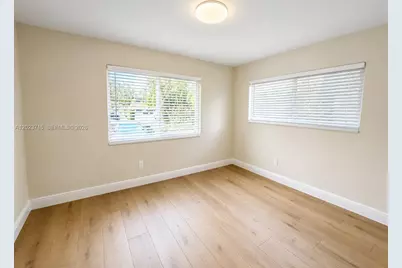 4220 SW 14th St, Miami, FL 33134 - Photo 20