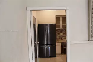 13875 NE 16th Ct, North Miami, FL 33181 - Photo 16