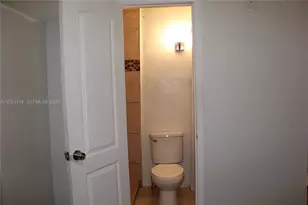13875 NE 16th Ct, North Miami, FL 33181 - Photo 22