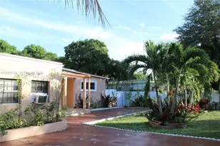 13875 NE 16th Ct, North Miami, FL 33181 - Photo 1