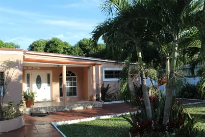 13875 NE 16th Ct, North Miami, FL 33181 - Photo 4