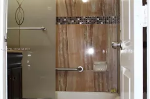 13875 NE 16th Ct, North Miami, FL 33181 - Photo 36