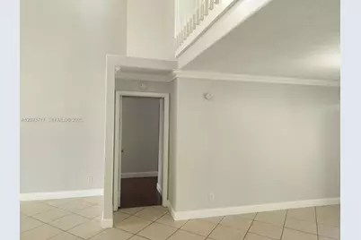 17883 SW 5 St, Pembroke Pines, FL 33029 - Photo 24