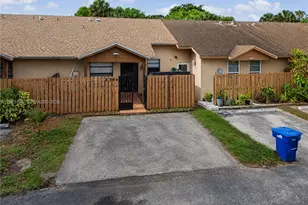 6704 NW 192nd Terrace, Hialeah, FL 33015 - Photo 2