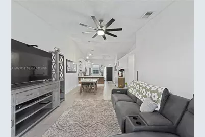6704 NW 192nd Ter, Hialeah, FL 33015 - Photo 6