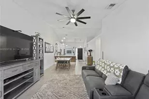 6704 NW 192nd Terrace, Hialeah, FL 33015 - Photo 6