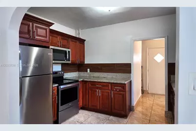 1727 NW 50th St, Miami, FL 33142 - Photo 8